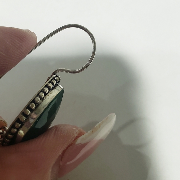 Emerald earrings, 925 silver emerald gemstone sunflower earrings - Picture 10 of 11